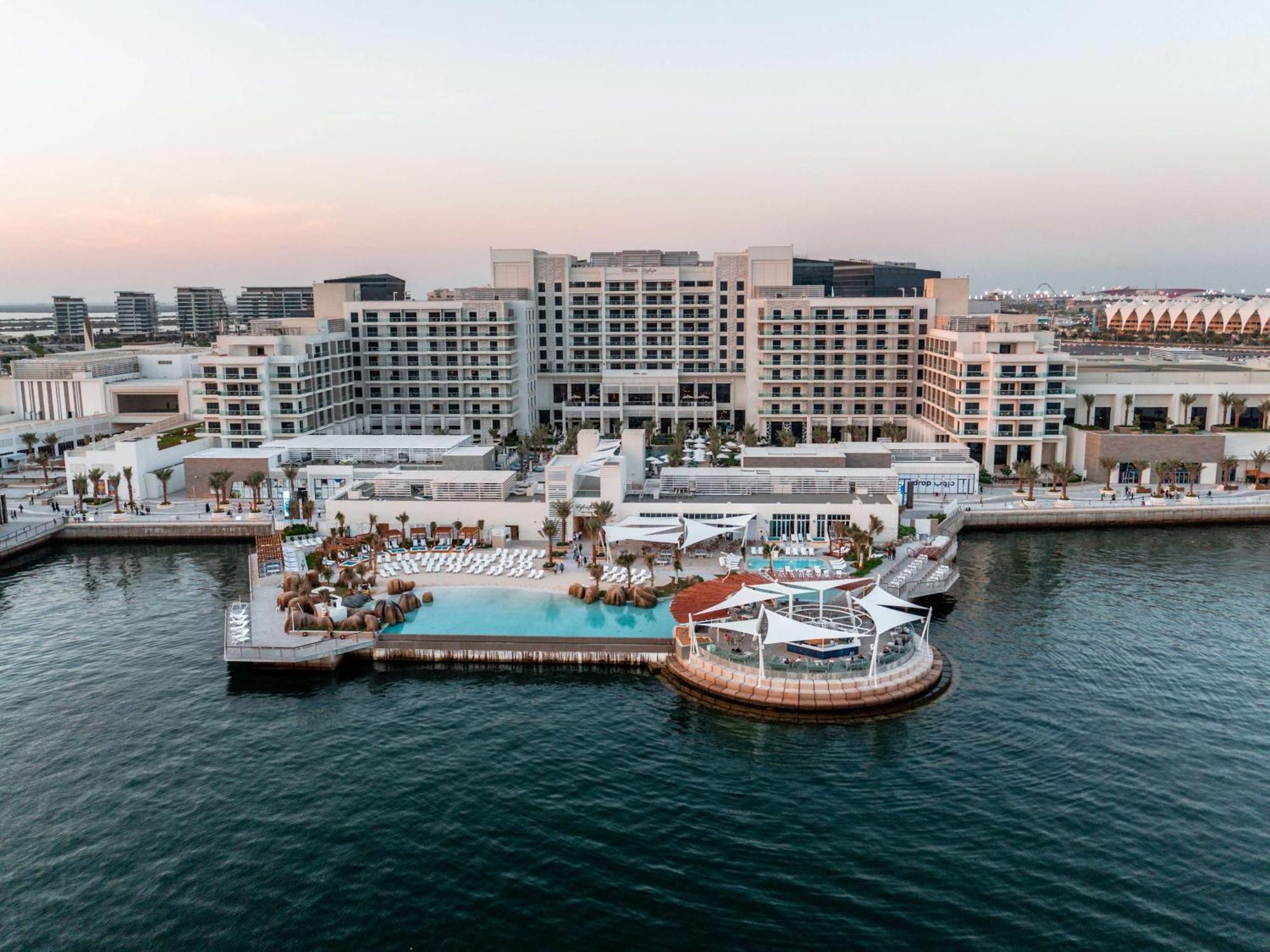 Hotel Hilton Abu Dhabi Yas Island Exterior foto